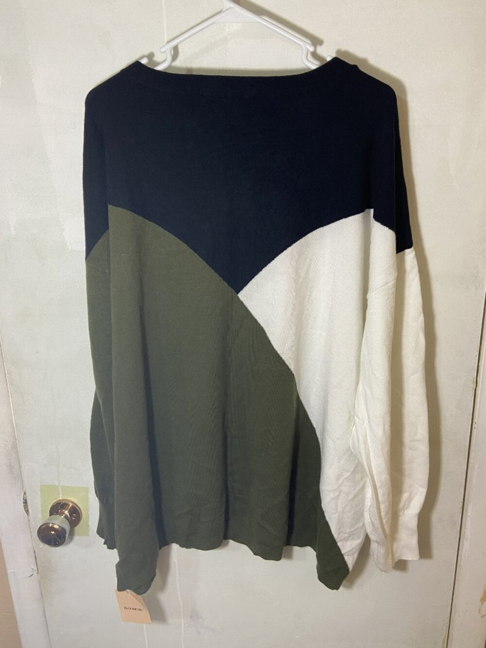 Sweater - Picture 2 of 3